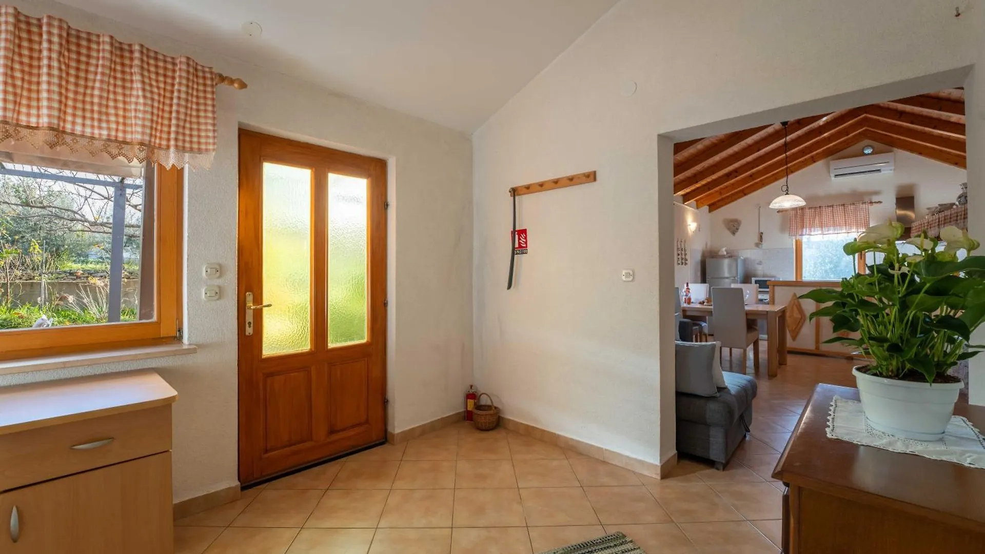 Garden House Kablar Villa Póla Nyaraló
